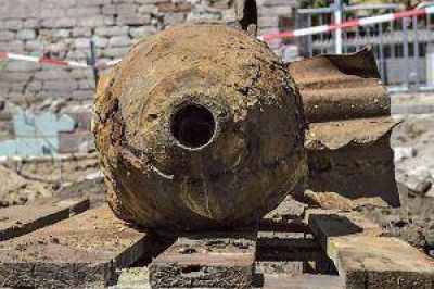 Un santiague�o viv�a en Berl�n con una bomba de la II Guerra enterrada en su casa