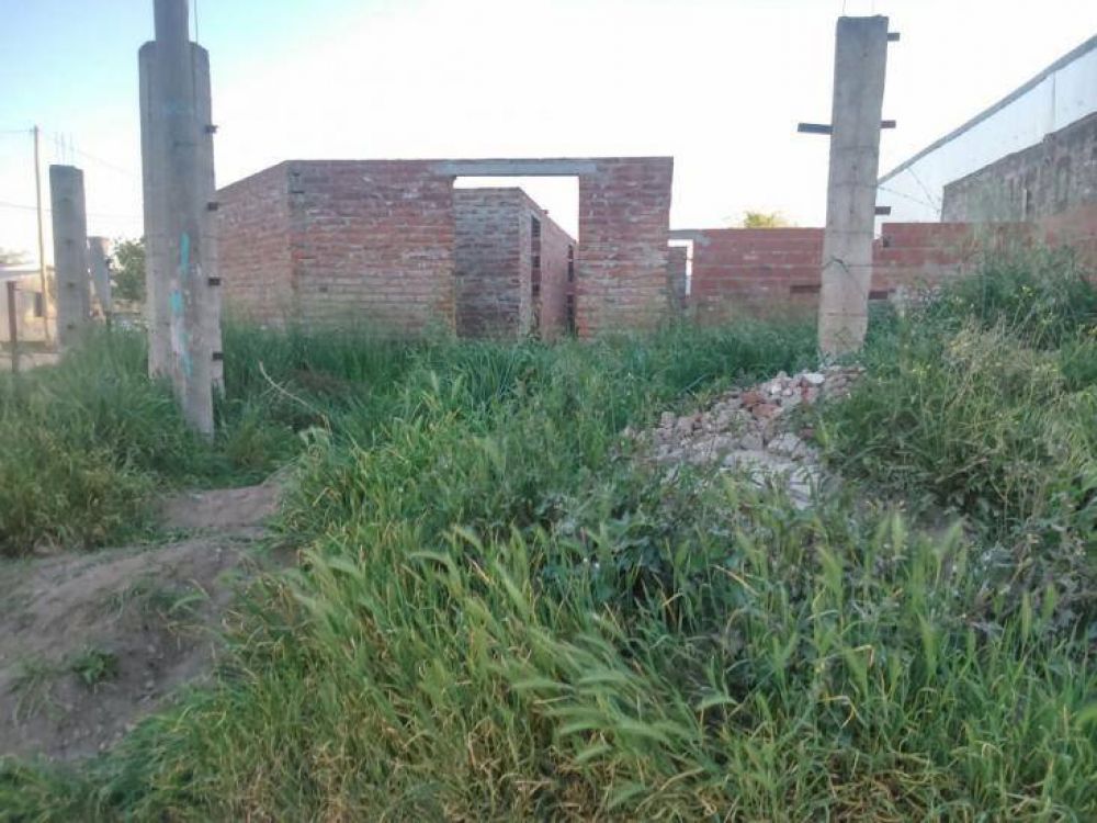 Al ni�o desaparecido lo encontraron en un pozo, cabeza abajo y tapado con ladrillos