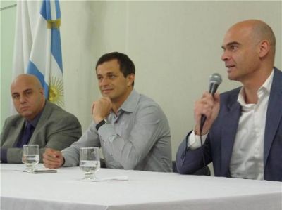 M�s de cien vecinos recibieron la escritura de su casa
