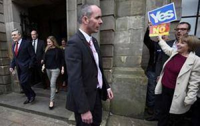 Sobre la hora de la gran decisi�n, los nervios carcomen a toda Escocia