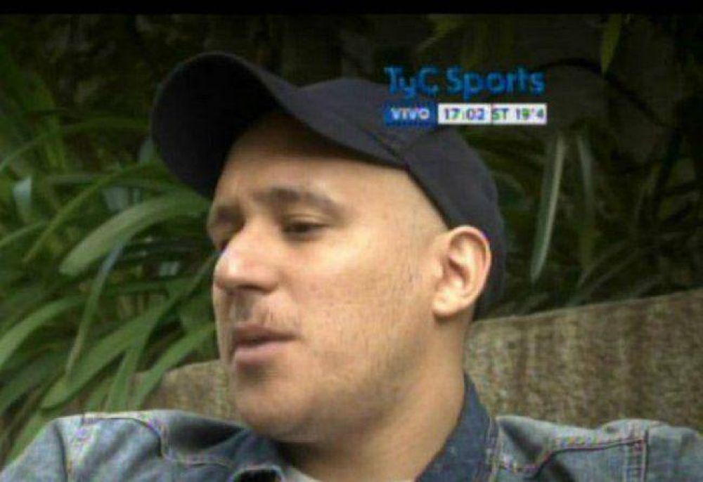 Jon�s Guti�rrez lucha contra un c�ncer de test�culo