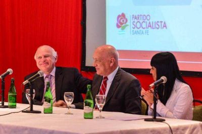 El socialismo se plant� ante la UCR con un mensaje para 2015