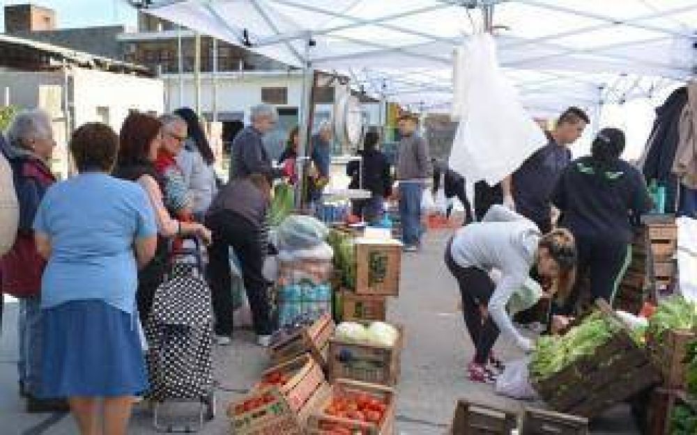 Avellaneda: Ya funciona la Feria de Mercados Populares