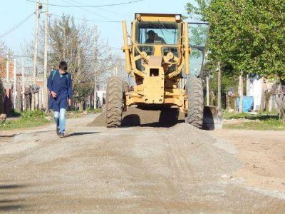 Contin�an el mantenimiento de calles, zanjas y canales pluviales