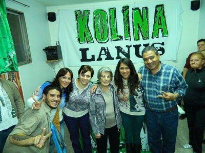 Kolina y la proyecci�n de �Verdades Verdaderas�