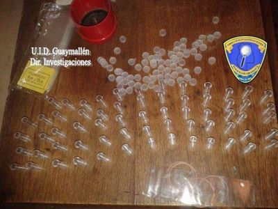 Incautaron marihuana y coca�na en una vivienda de Guaymall�n