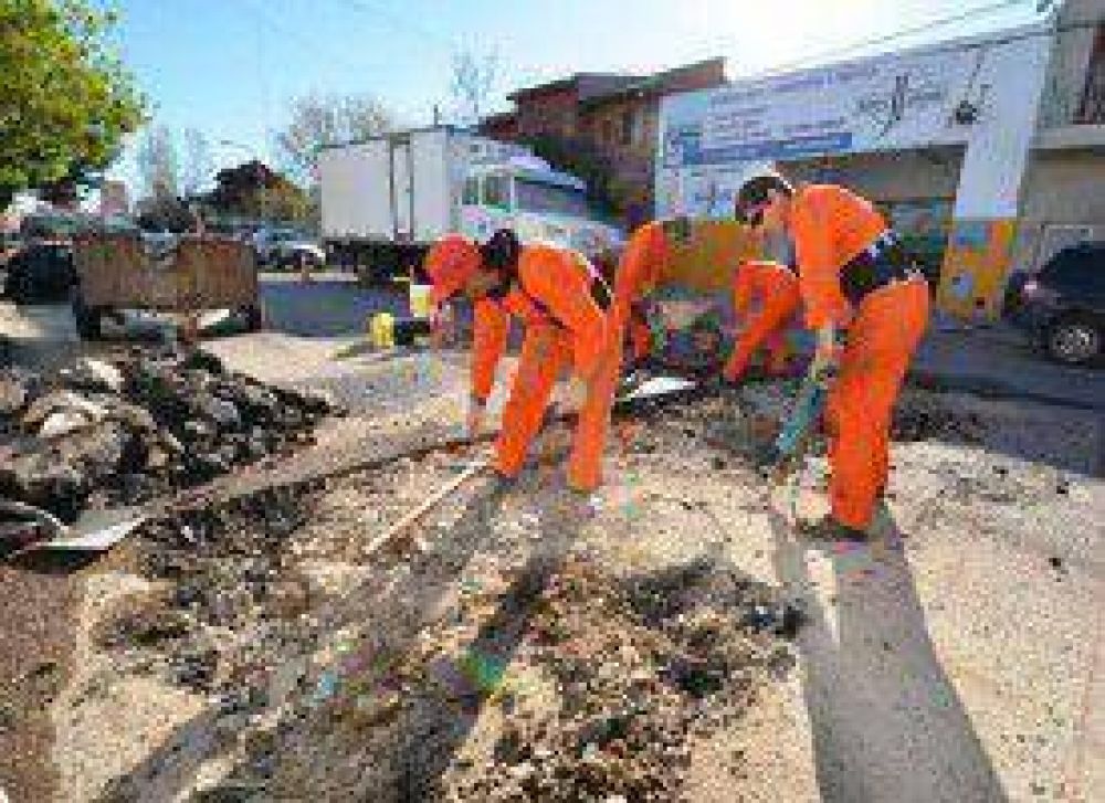 Tres millones para tapar baches en la capital