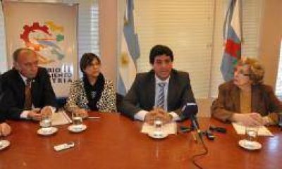 El gobierno sale a censar a los comercios de toda la provincia