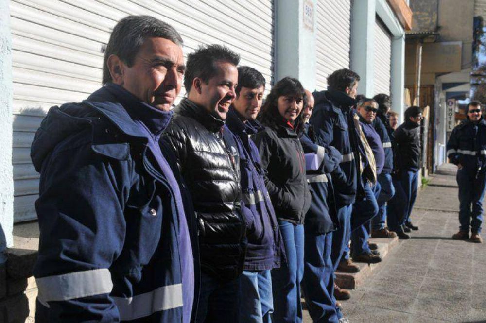 Trabajadores de Camuzzi Gas del Sur con medidas de fuerza