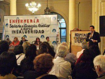 �No hay enfermeros por las condiciones laborales�