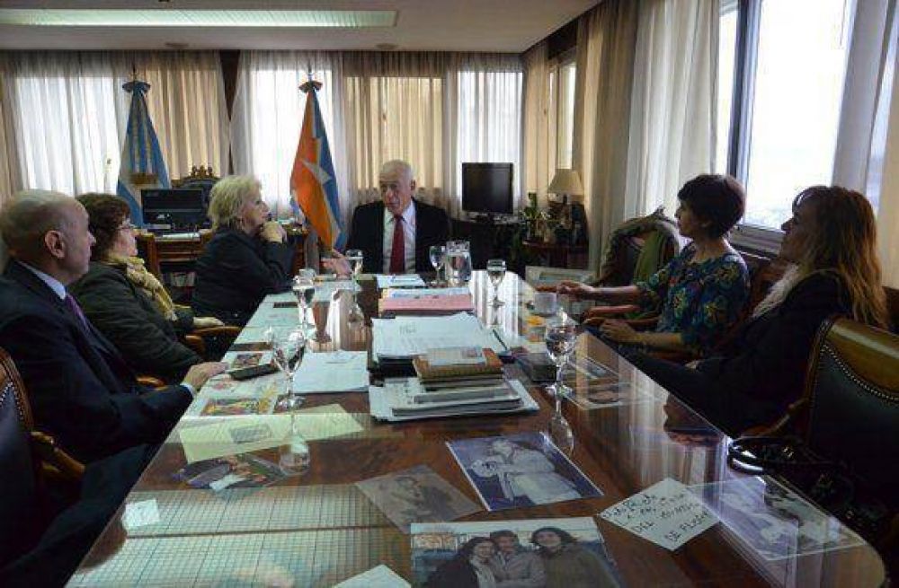 Se presentaron los nuevos integrantes de la Cooperadora del hospital Ushuaia
