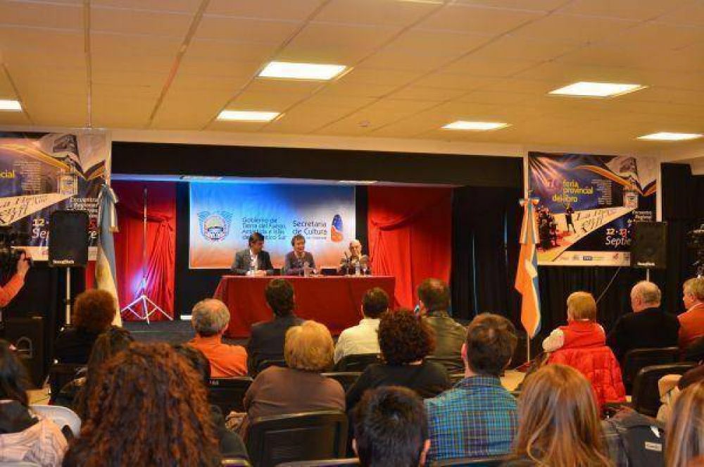Se abre en R�o Grande la XX Feria Provincial del Libro