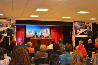 Se abre en R�o Grande la XX Feria Provincial del Libro