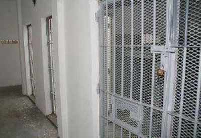 La cantidad de detenidos supera la capacidad de los calabozos