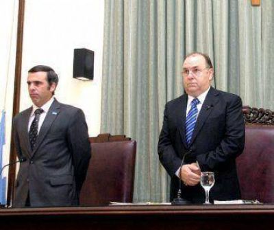 Necochea: entre convocar y aguantar