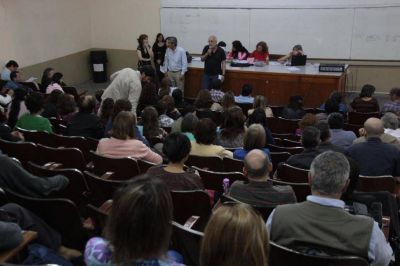Docentes de la UNT levantan la tregua y la semana que viene har�n un paro de dos d�as