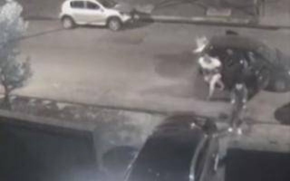 Video: As� fue el ataque a balazos en la casa del Senador Olivera
