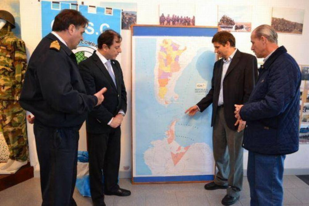 El concejal Ariel Ciano impulsa la exhibici�n del Mapa Bicontinental