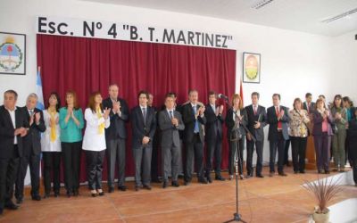 Inaugur� el nuevo edificio de la Escuela N�4 �Teijeiro Mart�nez�