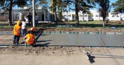 Construyen obras complementarias en la ampliaci�n del Hospital Municipal 