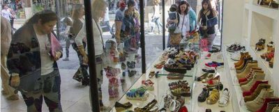 Los comercios salte�os estar�n cerrados el lunes 29