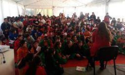 �La Fiesta del Libro municipal apunta a inculcar la lectura desde ni�os�