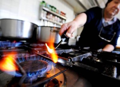 La Provincia va a la Justicia para frenar el tarifazo del gas