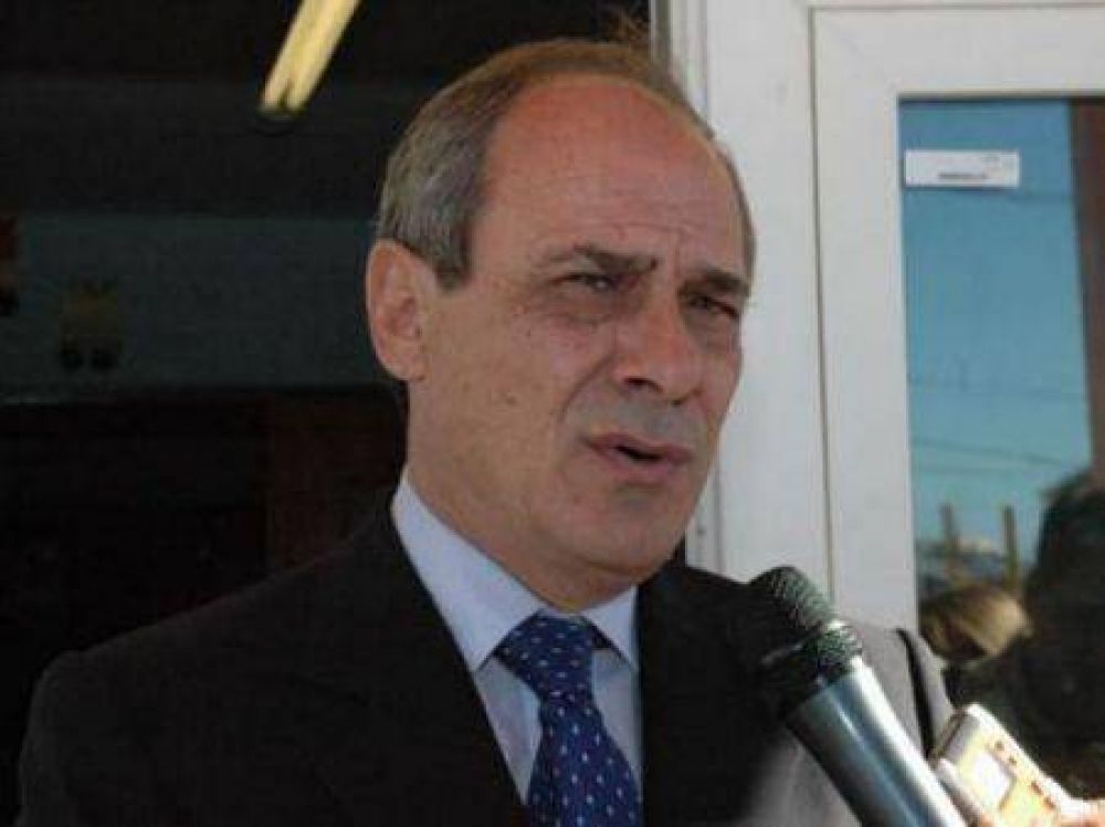C�ccaro: �A m� me estigmatizaron con el tema de las letras de tesorer�a�