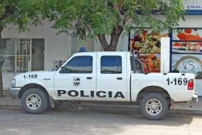 Robaron a mano armada m�s de 20 mil pesos en un Pago F�cil del centro