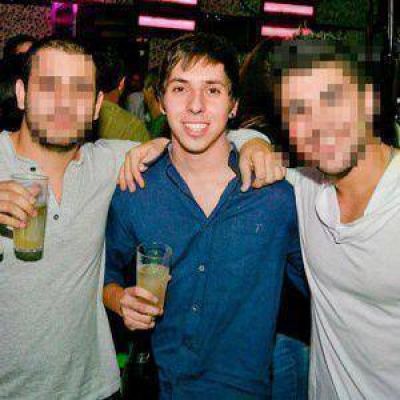 Le atraviesan el coraz�n a estudiante universitario 