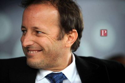 Insaurralde dio todas las se�ales pero ahora La C�mpora tiene la �ltima palabra 