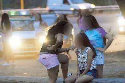 Decenas de chicos ebrios y una menor en coma alcoh�lico