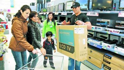 Cada vez m�s gente viaja a Chile en busca de precios y marcas