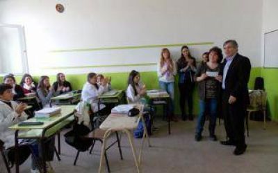 C�mara de Diputados entreg� becas a alumnos de Chivilcoy