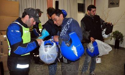 La ANSV y Estrellas Amarillas entregaron cascos a motomandados
