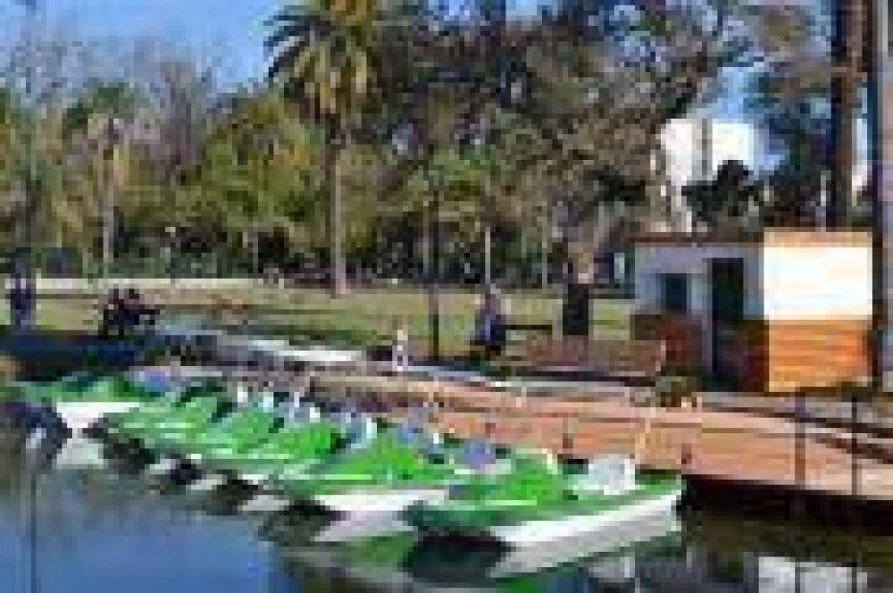 Desde las 10, El Parque Saavedra de La Plata inaugura sus botes