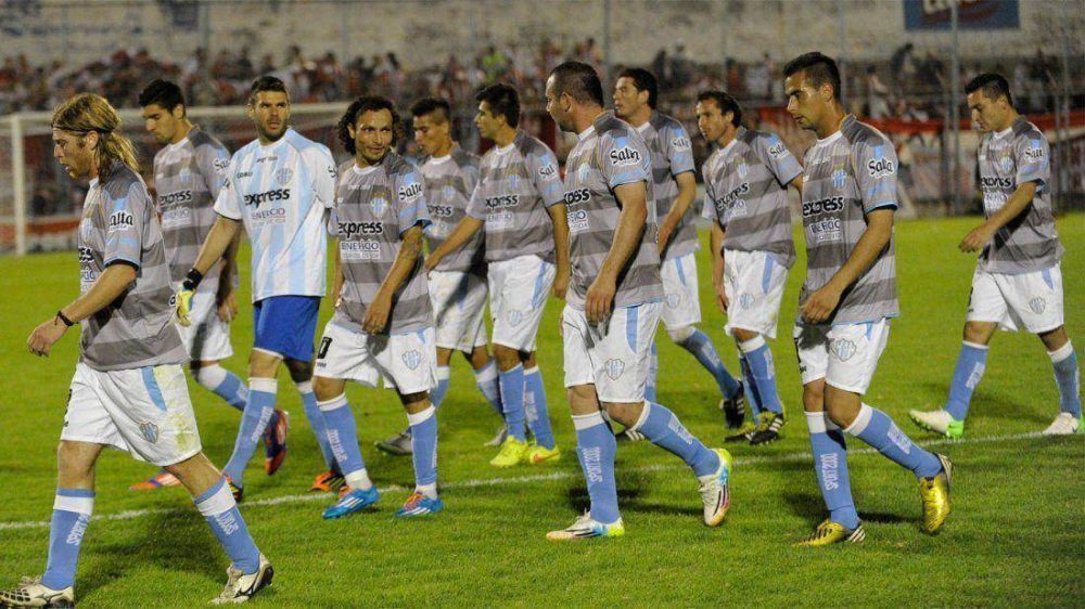 Gimnasia: cero en ideas y otra noche llena de aplazos