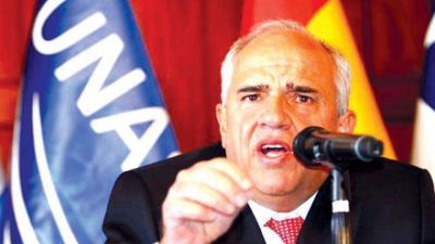 Samper titular de UNASUR advierte un plan desestabilizador en contra
