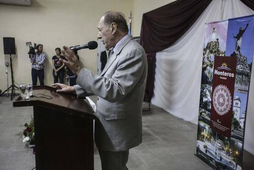 Zaffaroni disert� en Monteros y advirti� sobre la estigmatizaci�n a los j�venes