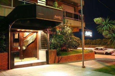 La Justicia Federal de Mar del Plata allan� y clausur� �Madaho�s�