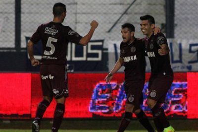 Lan�s le gan� a Quilmes y se ilusiona: igual� a River en la cima del campeonato