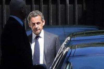 Sarkozy anunci� su regreso a la primera l�nea de la arena pol�tica