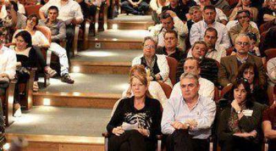  STOLBIZER CERRO EL ENCUENTRO DEL GEN Y MARCO LA CANCHA DEL FRENTE UNEN 