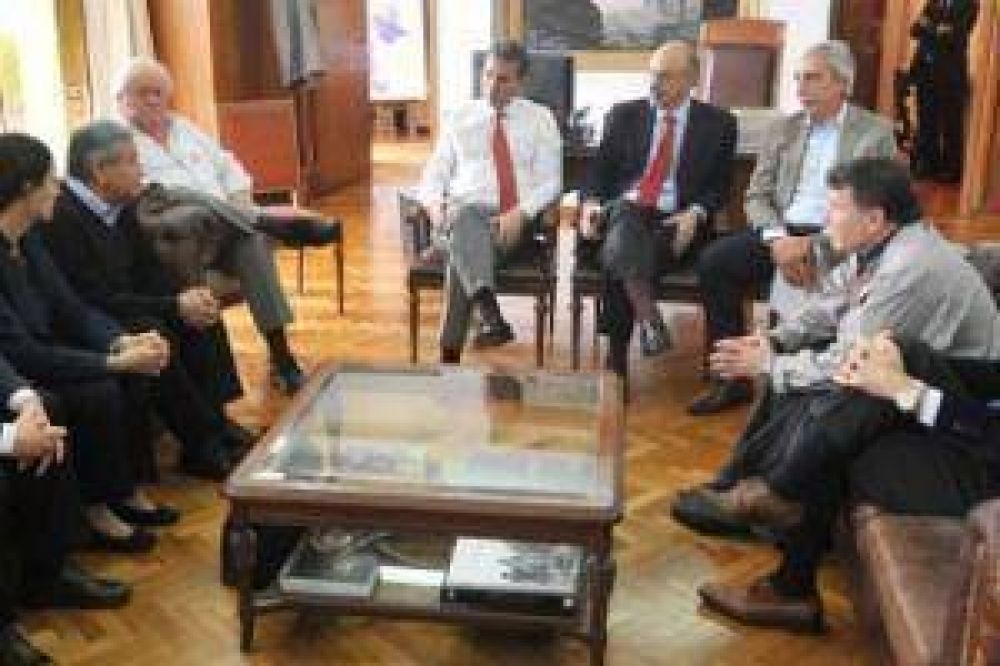 El Gobierno interviene en el conflicto de la empresa Impsa para �preservar las fuentes de empleo�