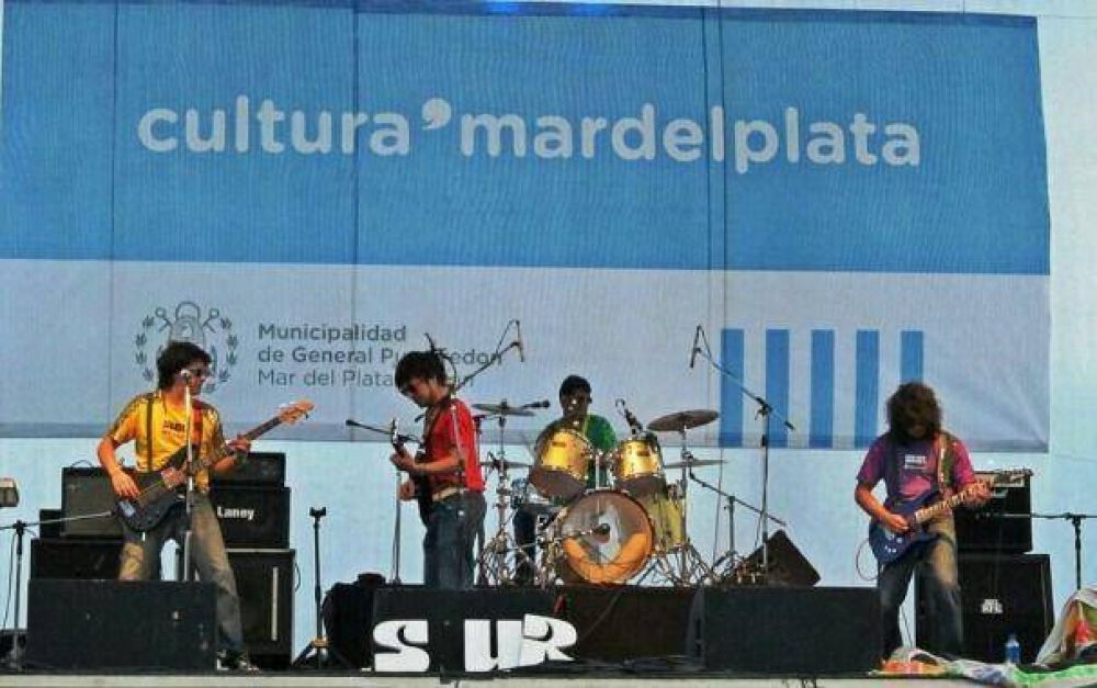 Todo listo para el Festival de la Juventud