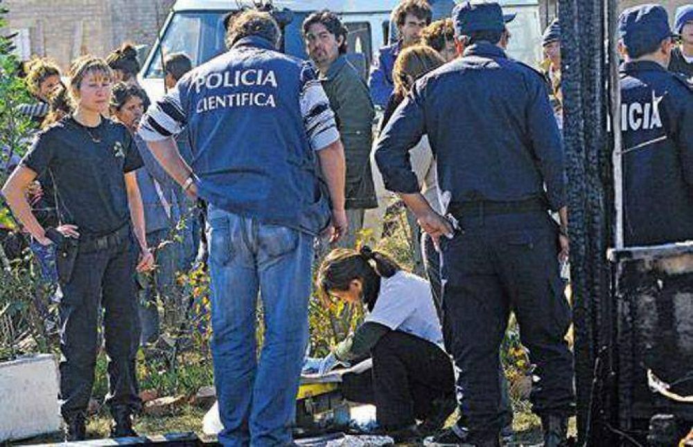 Otra vez la Ruta 11: Un joven de nacionalidad boliviana muri� al colisionar con una columna