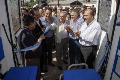 Alperovich junt� a Manzur y Jaldo y pidi� unidad