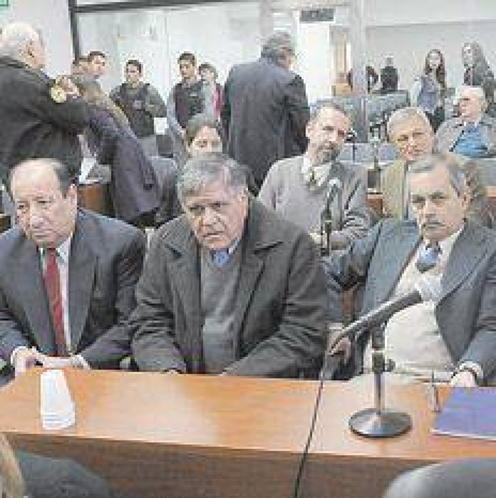 Ampliaron las imputaciones a los represores que actuaron en el CCD El Vesubio