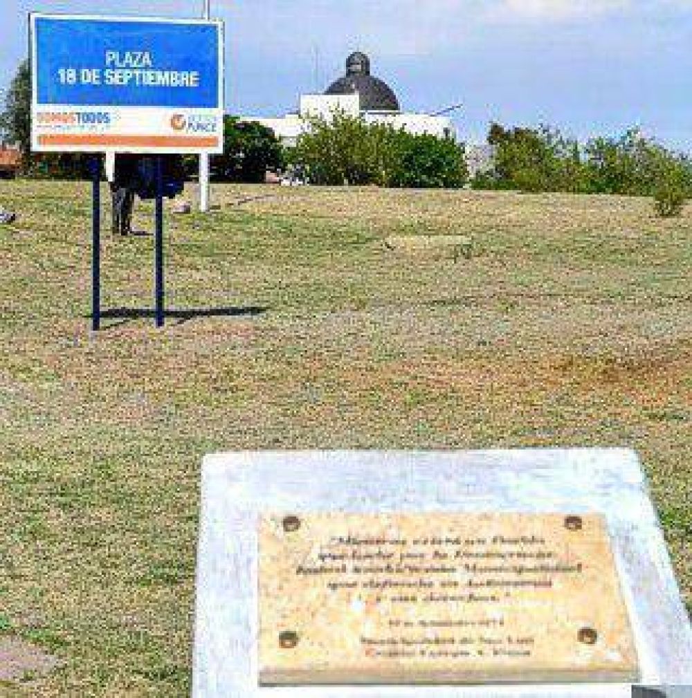 Inauguraron una plaza que conmemora la pueblada