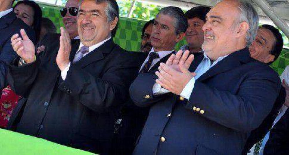 El Gobernador Colombi encabez� la celebraci�n del 218 a�o de Concepci�n